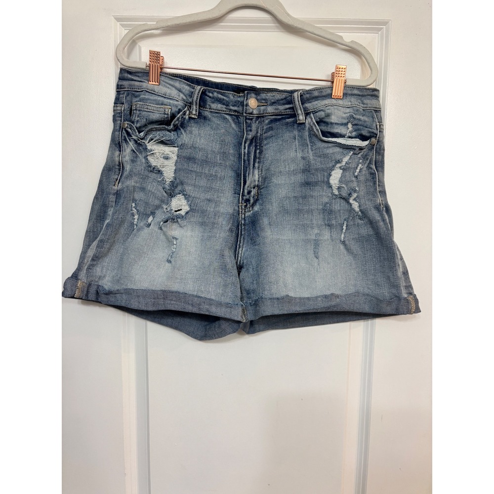Judy Blue Distressed Denim Shorts Medium Wash Cuffed Hem Womens 1XL High Rise